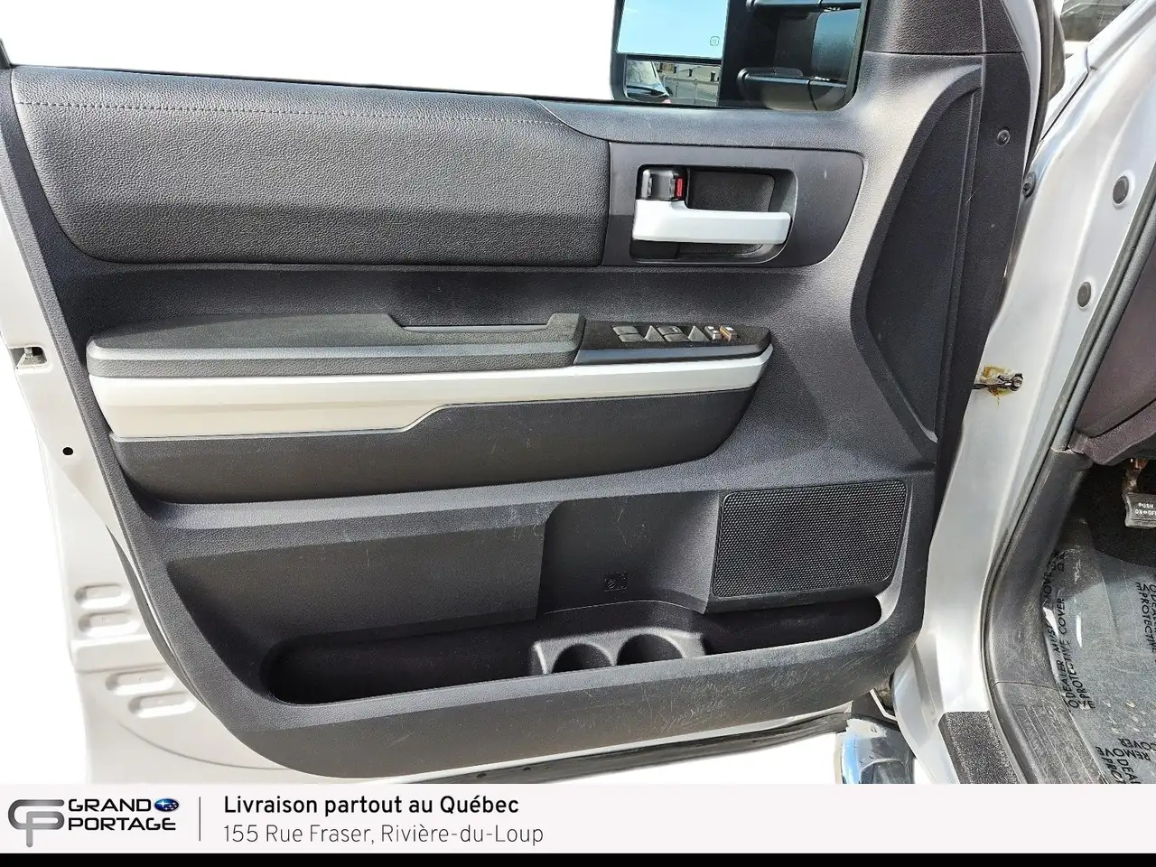 Toyota Tundra снимка Toyota Tundra