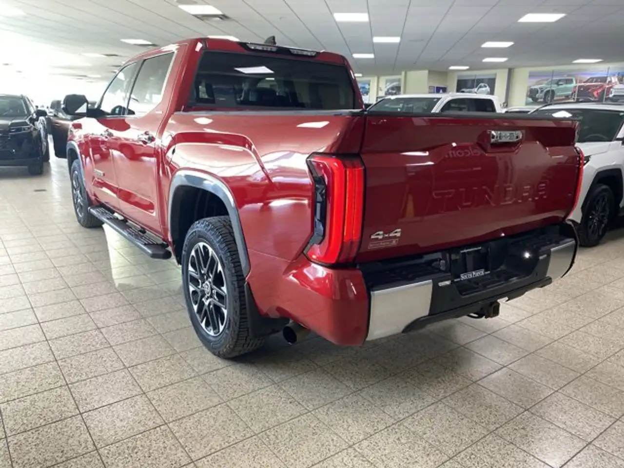 Toyota Tundra снимка Toyota Tundra