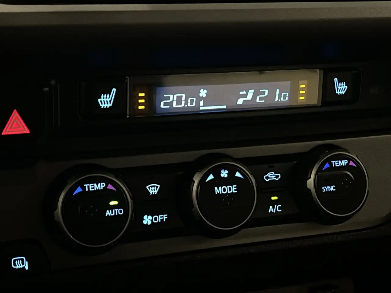 Toyota Tacoma снимка Toyota Tacoma