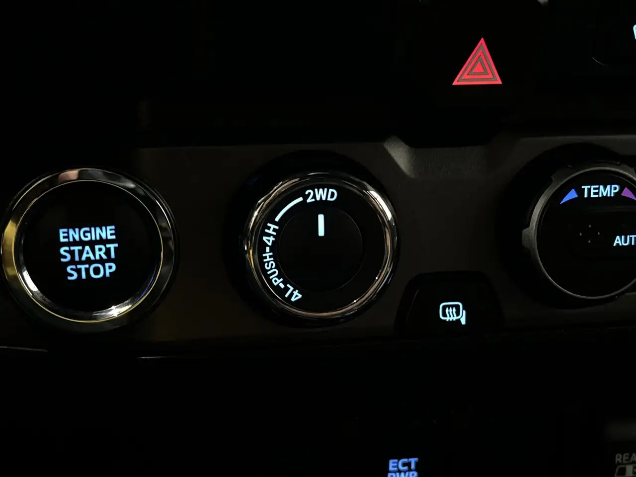 Toyota Tacoma снимка Toyota Tacoma