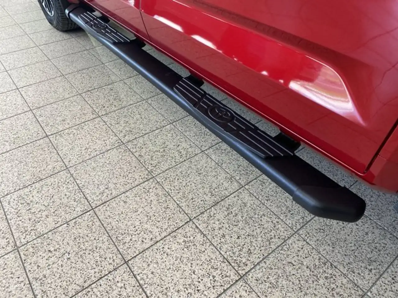 Toyota Tundra снимка Toyota Tundra