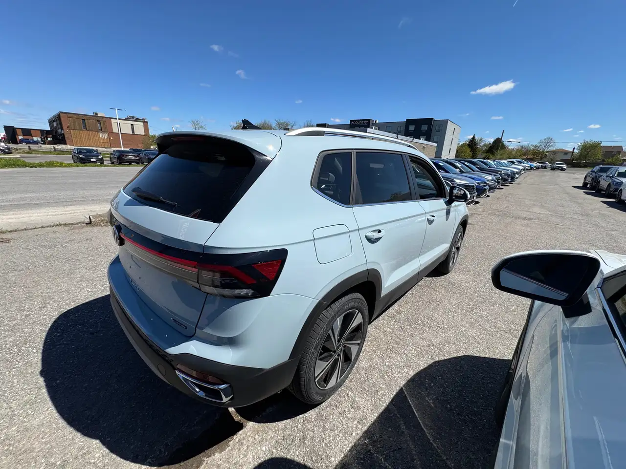Volkswagen Taos снимка Volkswagen Taos