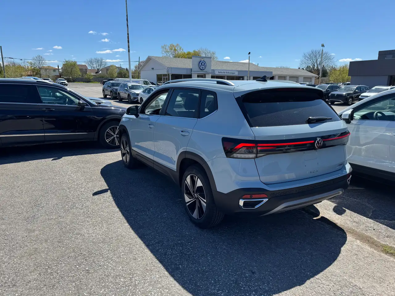 Volkswagen Taos снимка Volkswagen Taos