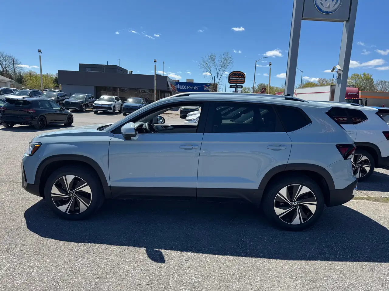 Volkswagen Taos снимка Volkswagen Taos