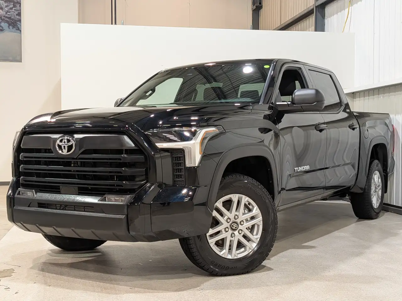 Toyota Tundra снимка Toyota Tundra