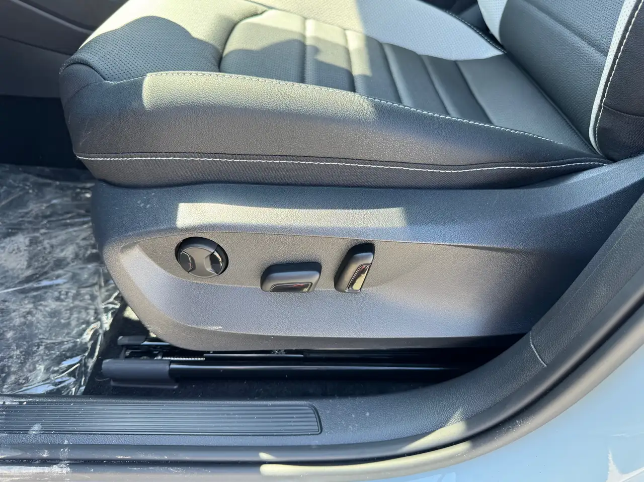 Volkswagen Taos снимка Volkswagen Taos