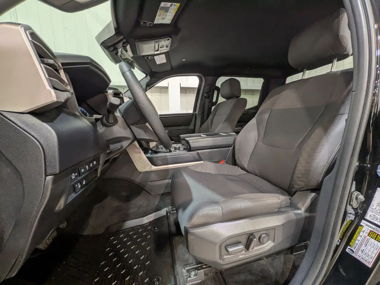 Toyota Tundra снимка Toyota Tundra