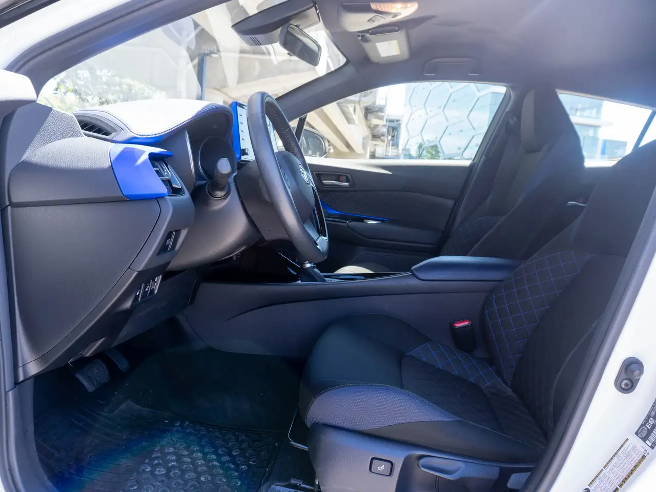 Toyota C-HR fotografie Toyota C-HR