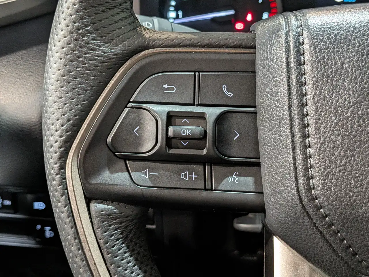 Toyota Tundra снимка Toyota Tundra