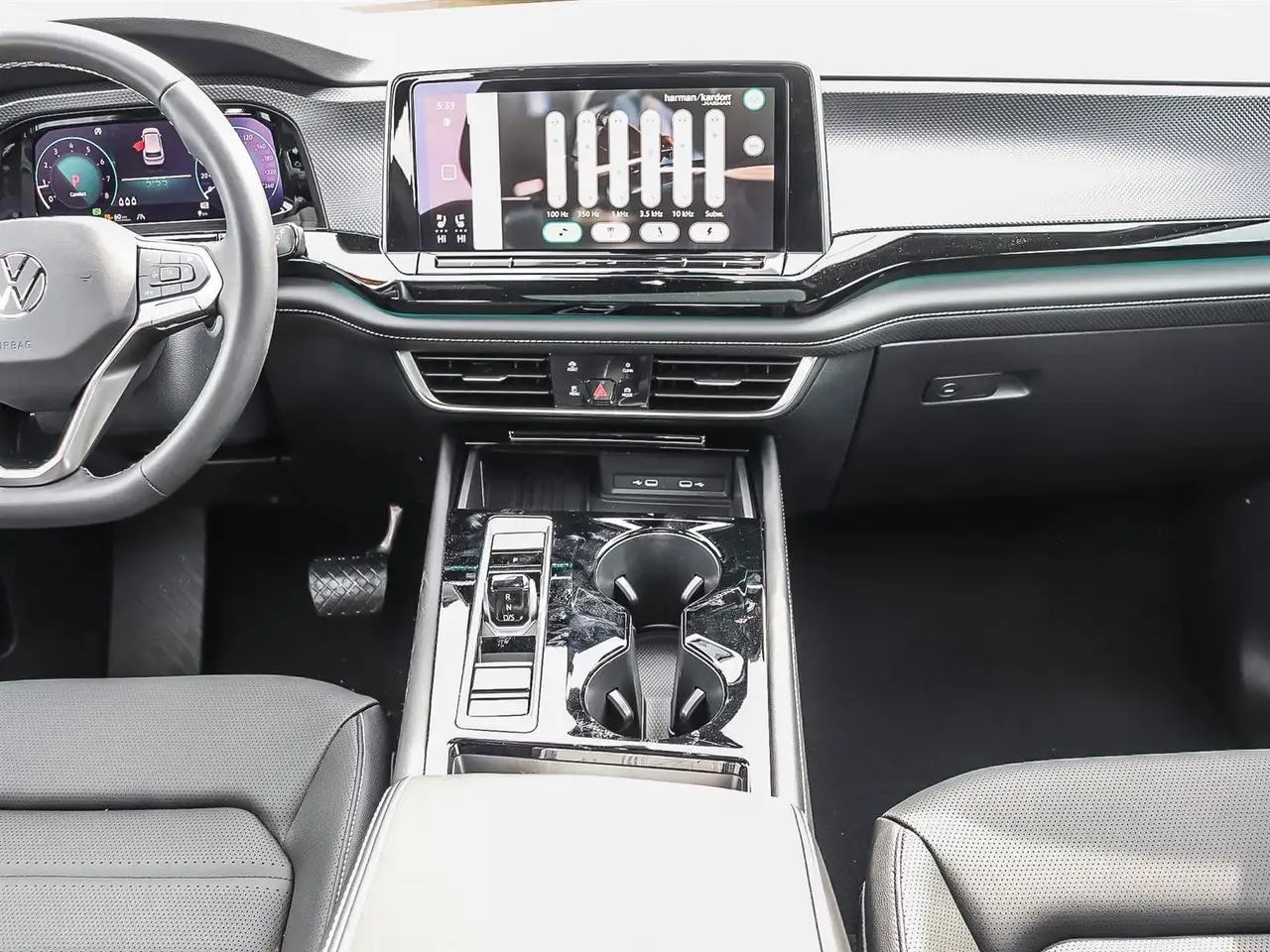 Volkswagen Atlas снимка Volkswagen Atlas