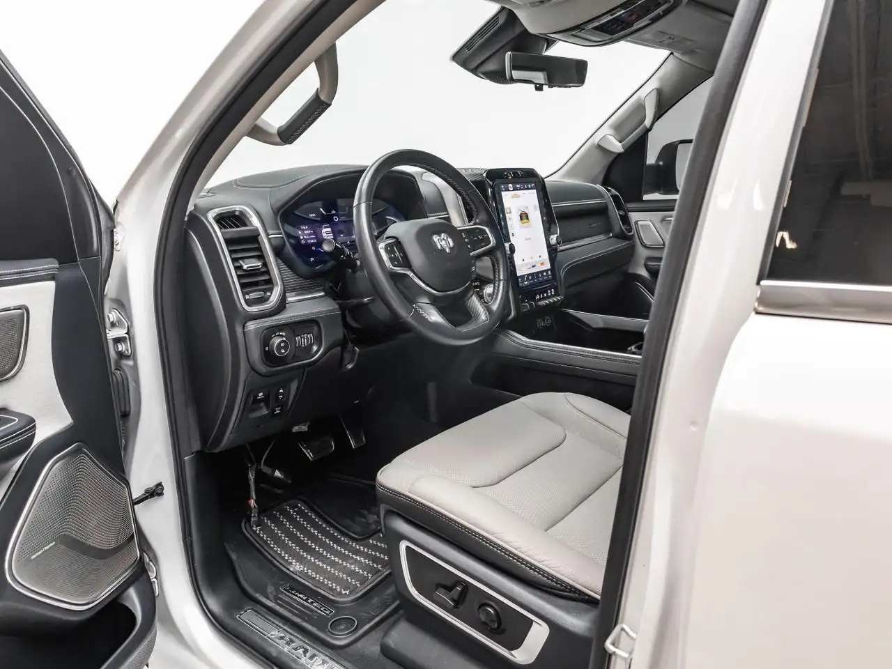 RAM 1500 fotografie RAM 1500