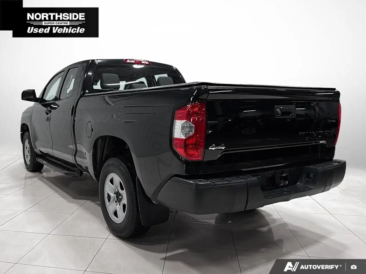 Toyota Tundra снимка Toyota Tundra