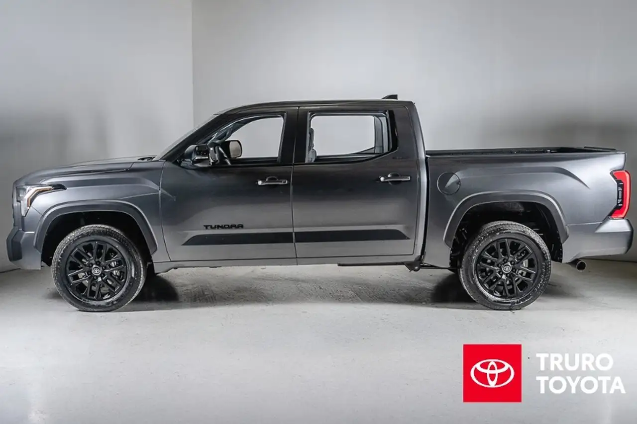 Toyota Tundra снимка Toyota Tundra