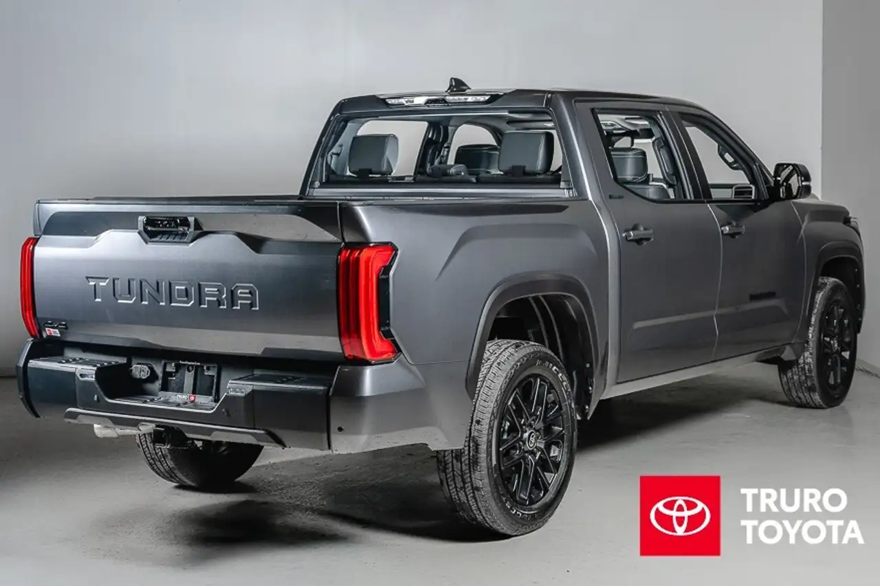 Toyota Tundra снимка Toyota Tundra