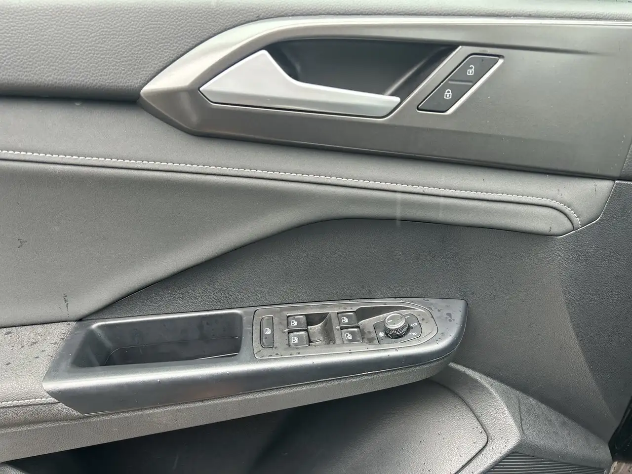 Volkswagen Taos снимка Volkswagen Taos
