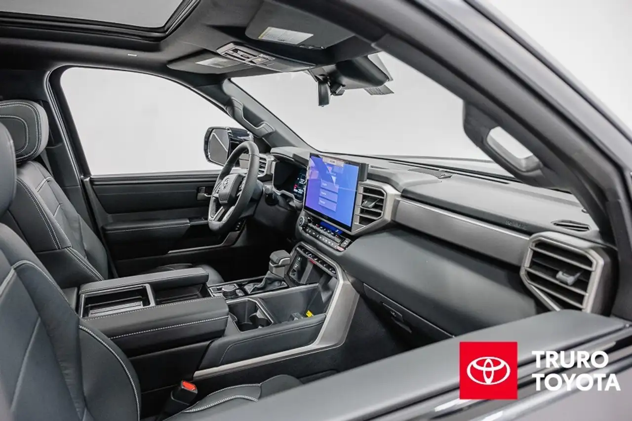 Toyota Tundra снимка Toyota Tundra