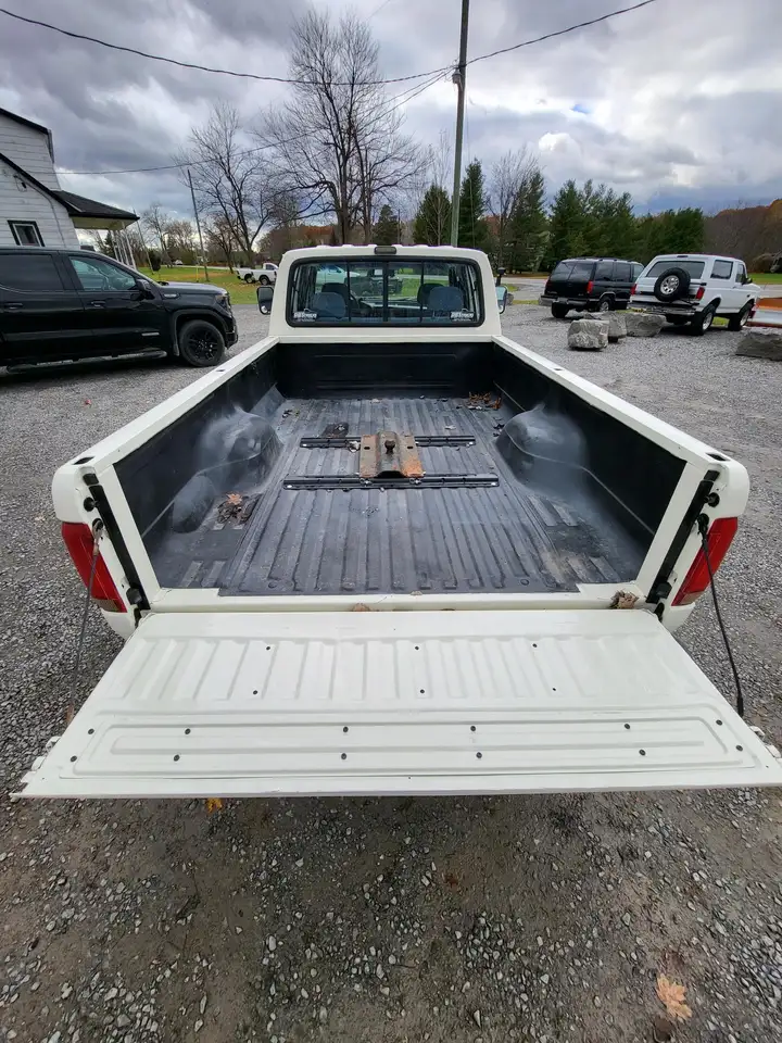 Ford F 350 photo Ford F 350