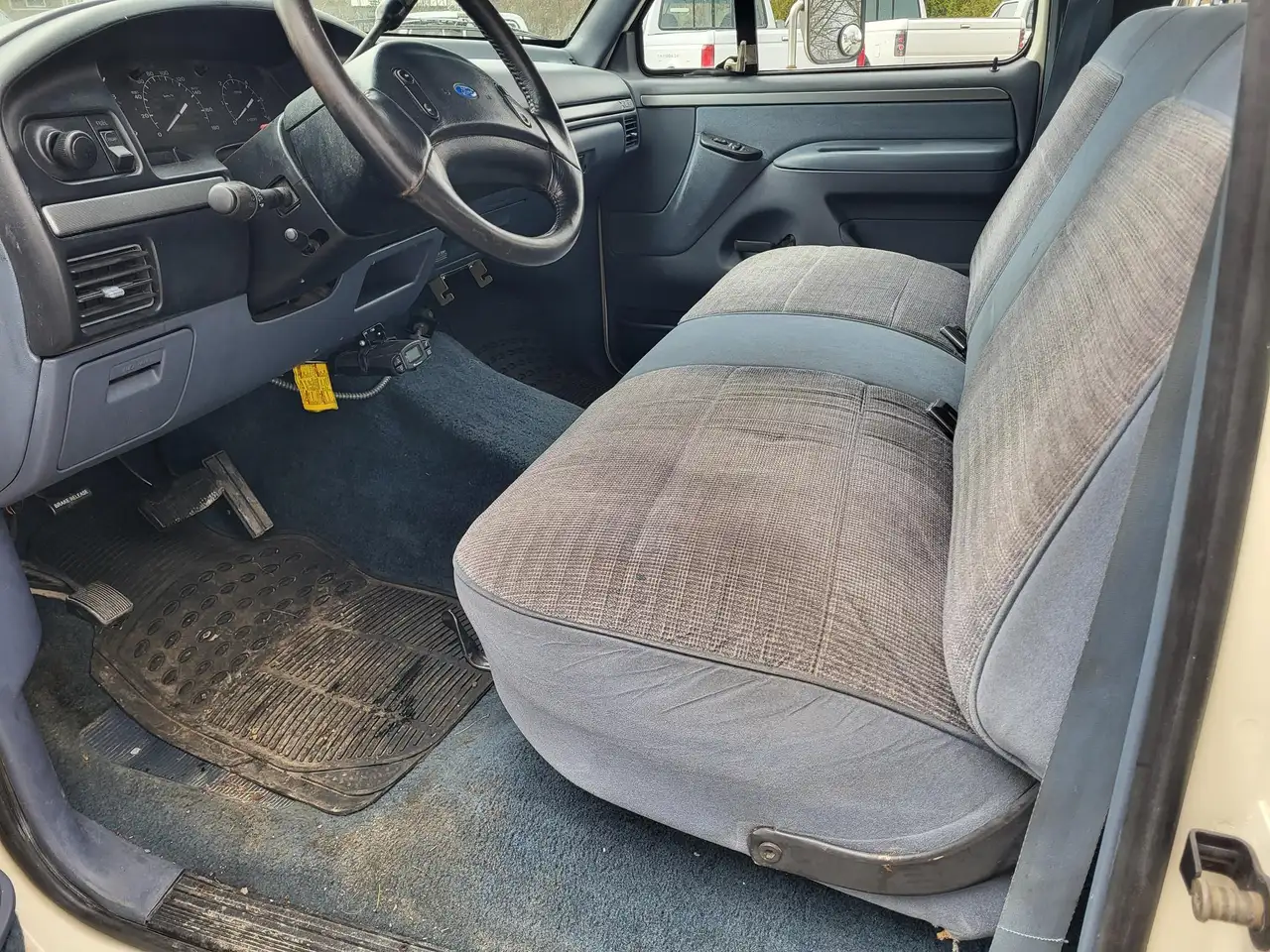 Ford F 350 photo Ford F 350