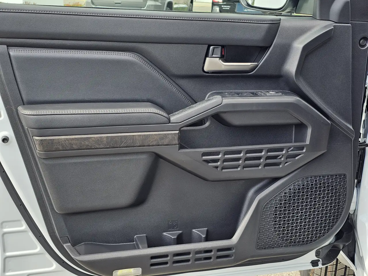 Toyota Tacoma снимка Toyota Tacoma