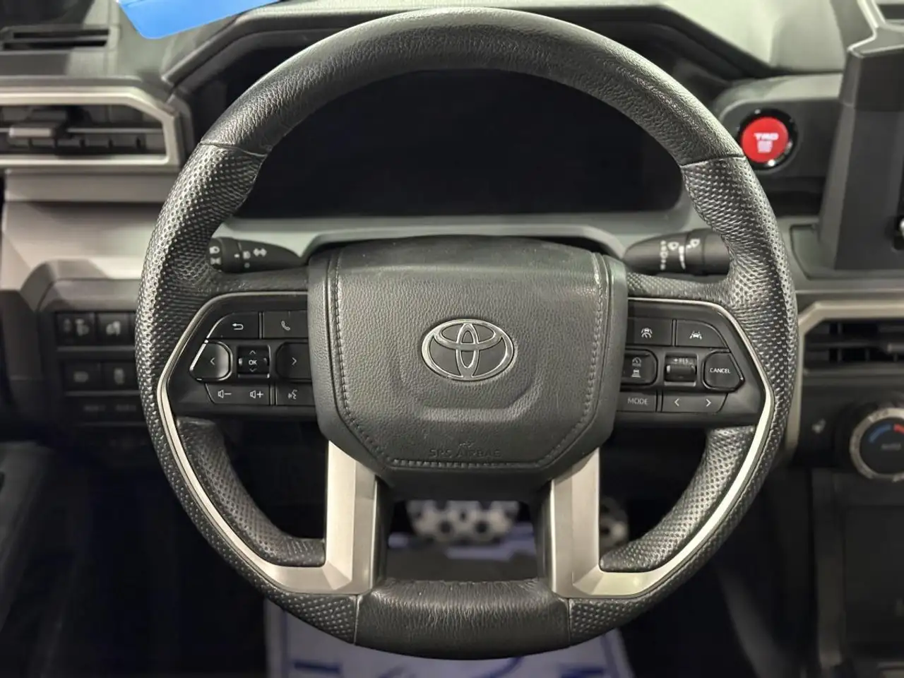 Toyota Tacoma снимка Toyota Tacoma