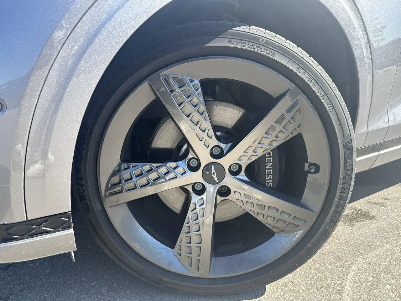 2023 Genesis GV70