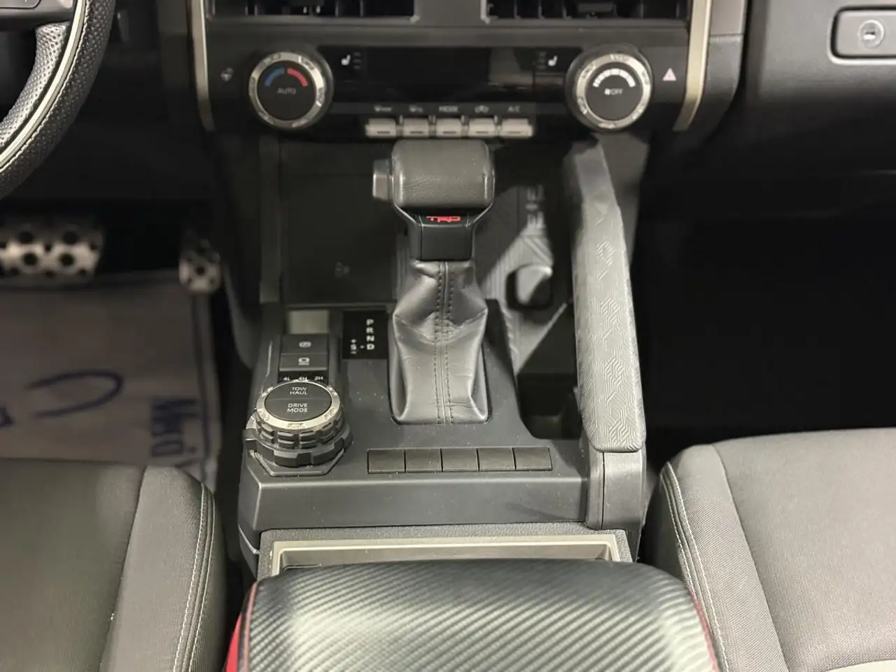 Toyota Tacoma снимка Toyota Tacoma
