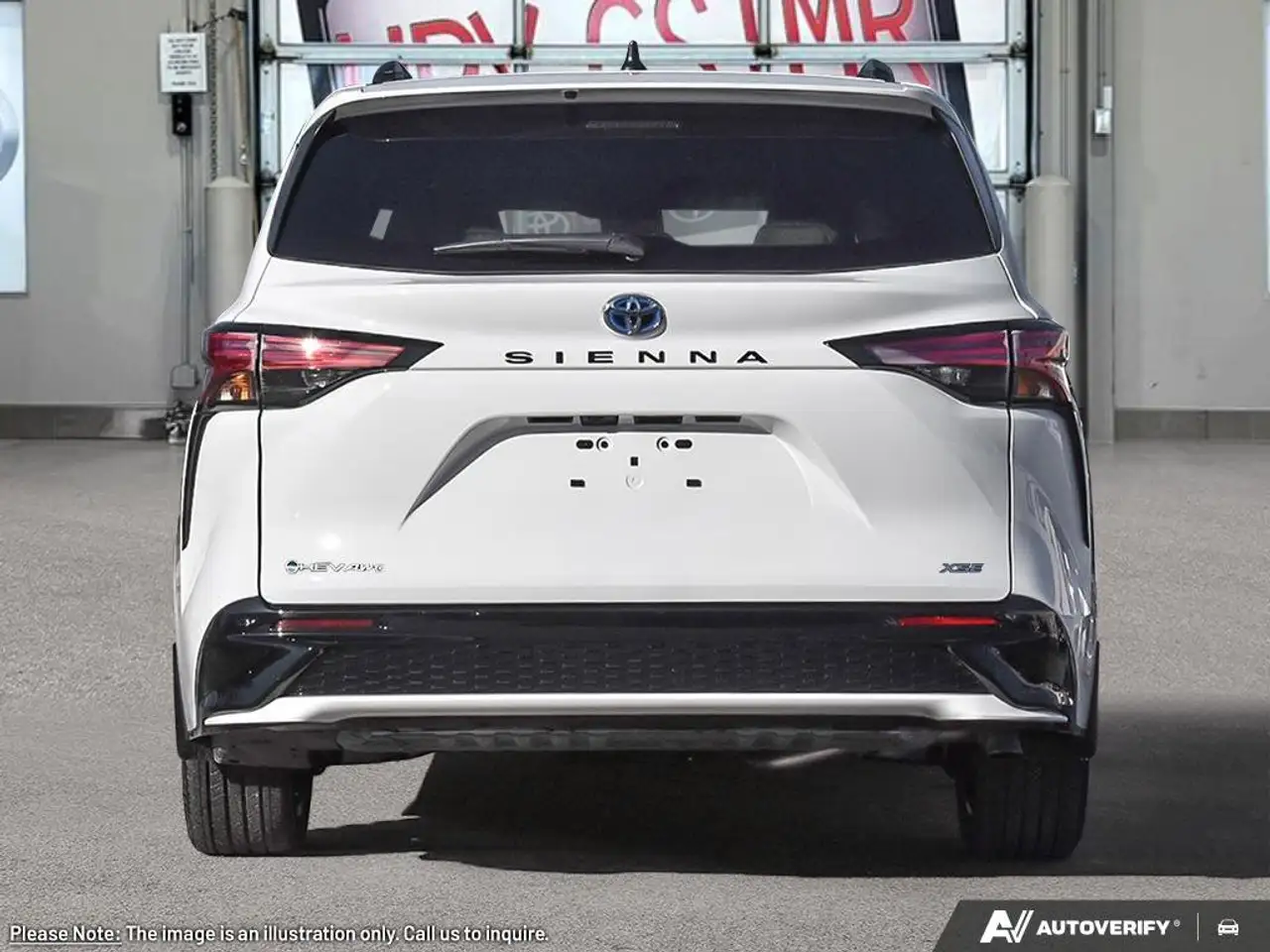 Toyota Sienna снимка Toyota Sienna