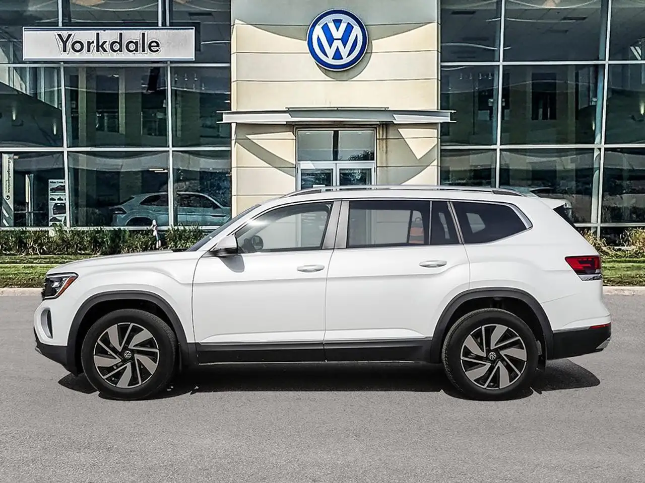 Volkswagen Atlas photo Volkswagen Atlas