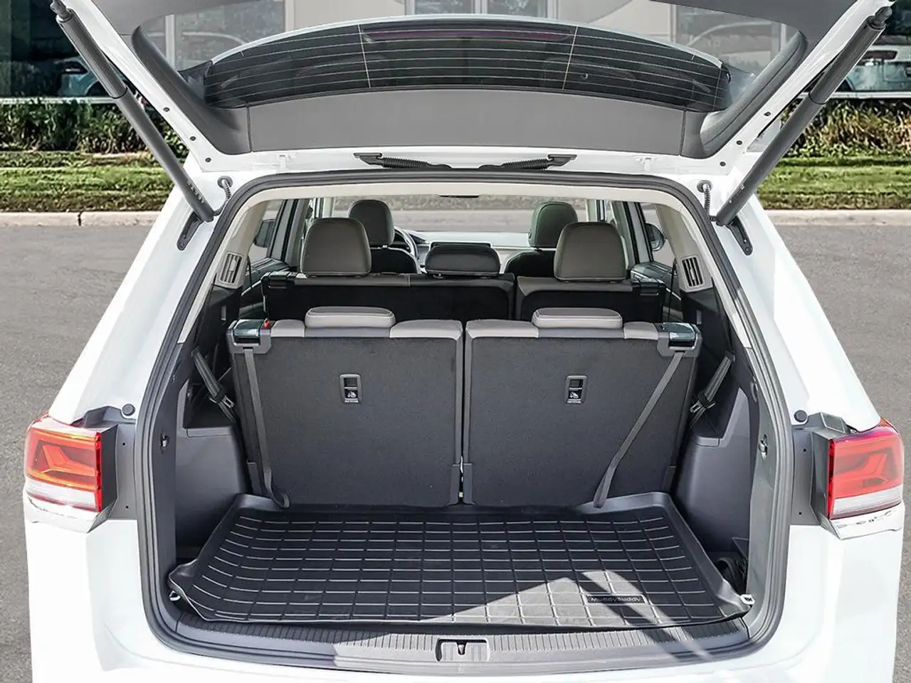 Volkswagen Atlas photo Volkswagen Atlas