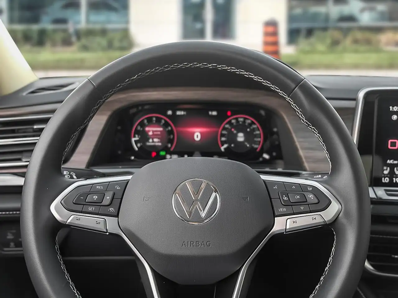 Volkswagen Atlas photo Volkswagen Atlas