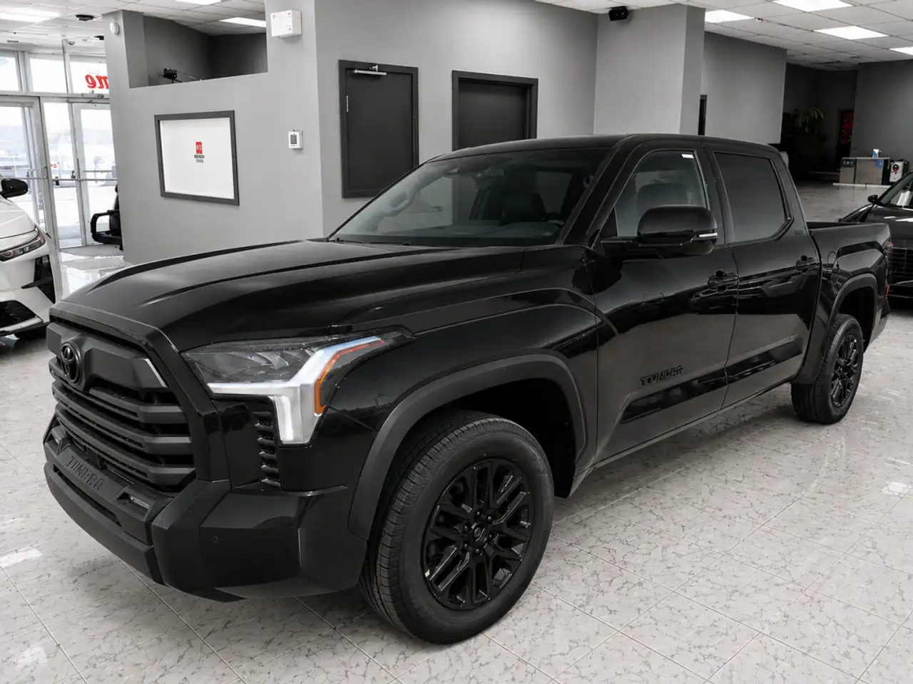 Toyota Tundra снимка Toyota Tundra