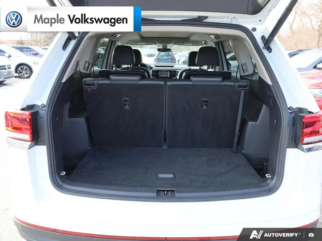 Volkswagen Atlas снимка Volkswagen Atlas