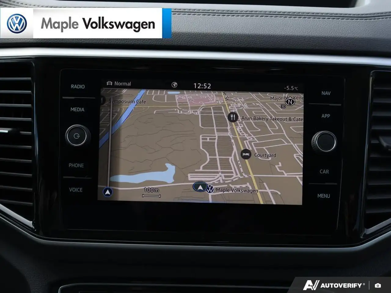 Volkswagen Atlas снимка Volkswagen Atlas