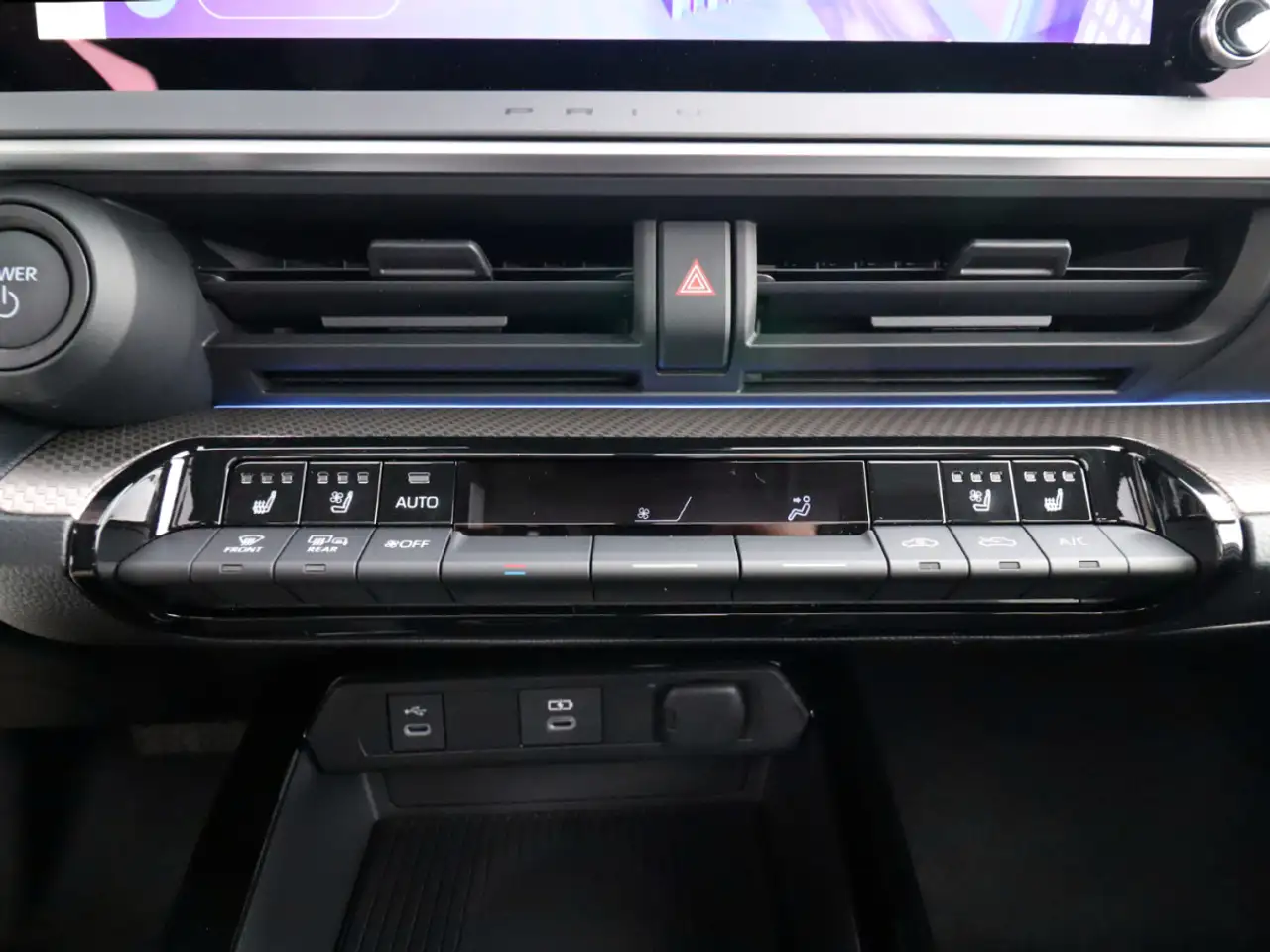 Toyota Prius снимка Toyota Prius