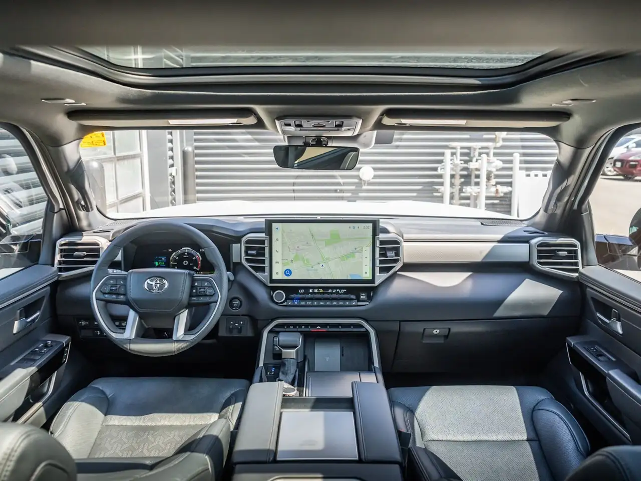 Toyota Sequoia photo Toyota Sequoia