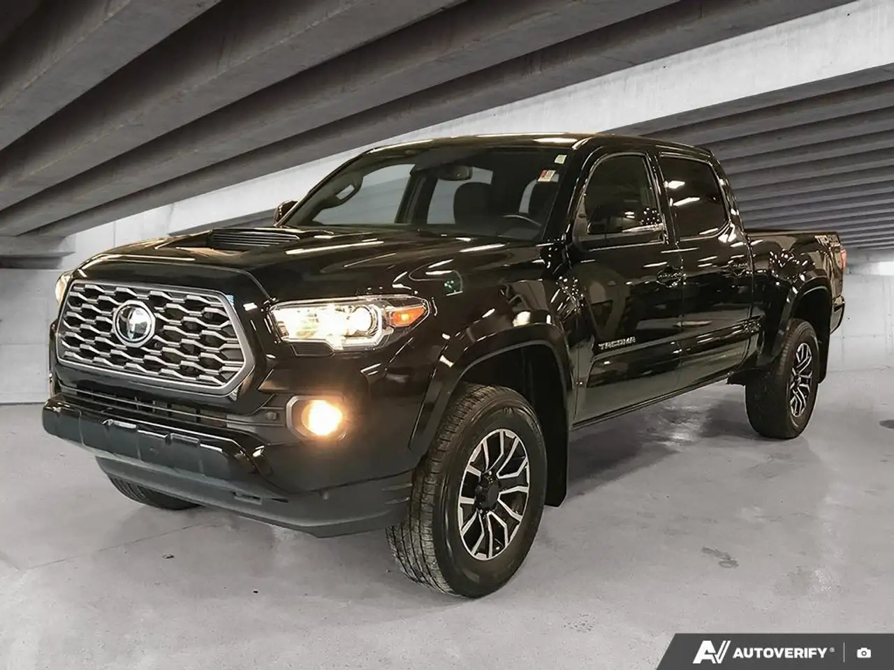 Toyota Tacoma снимка Toyota Tacoma
