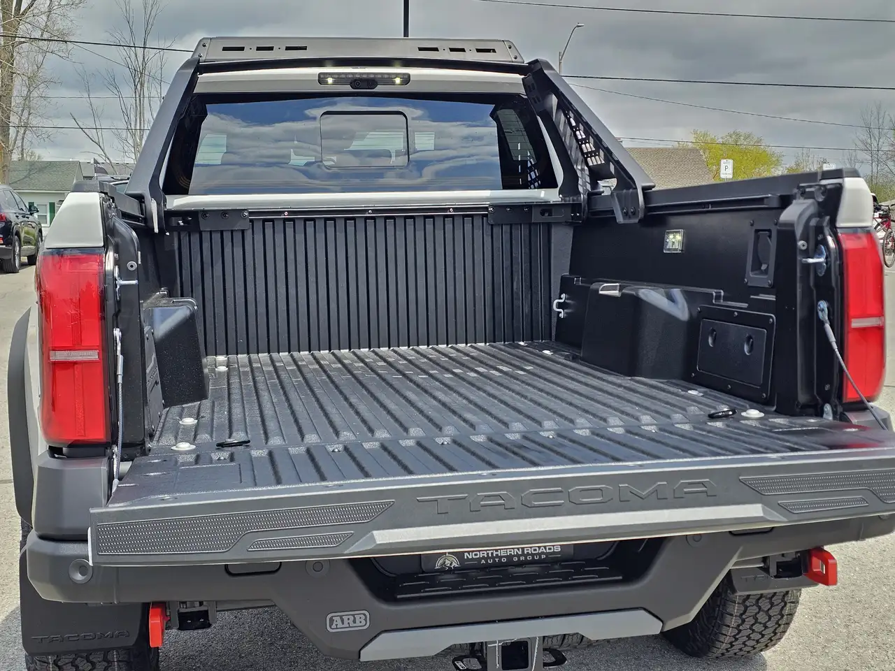 Toyota Tacoma снимка Toyota Tacoma