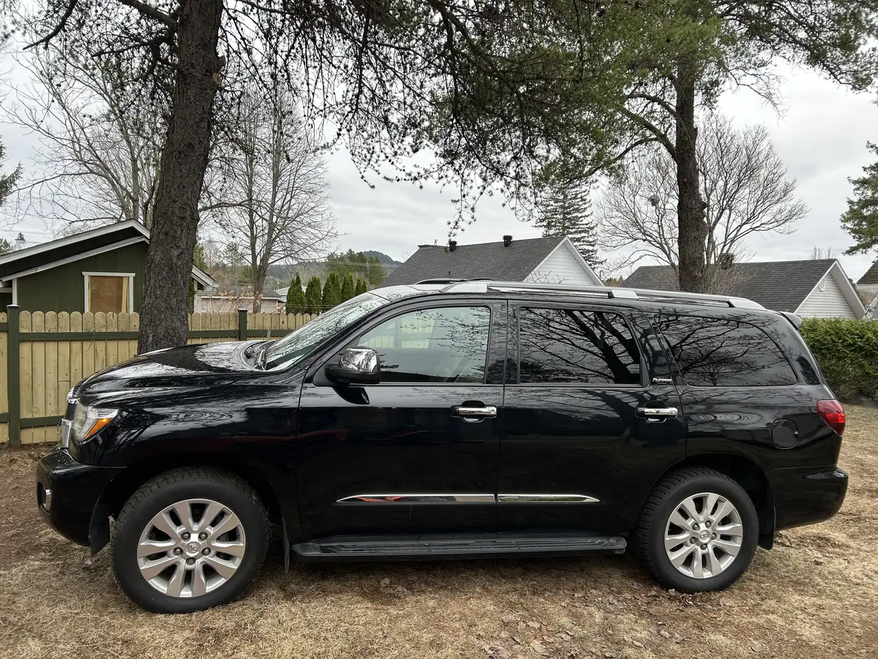 Toyota Sequoia fotografie Toyota Sequoia