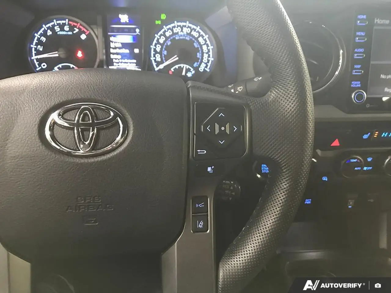 Toyota Tacoma снимка Toyota Tacoma