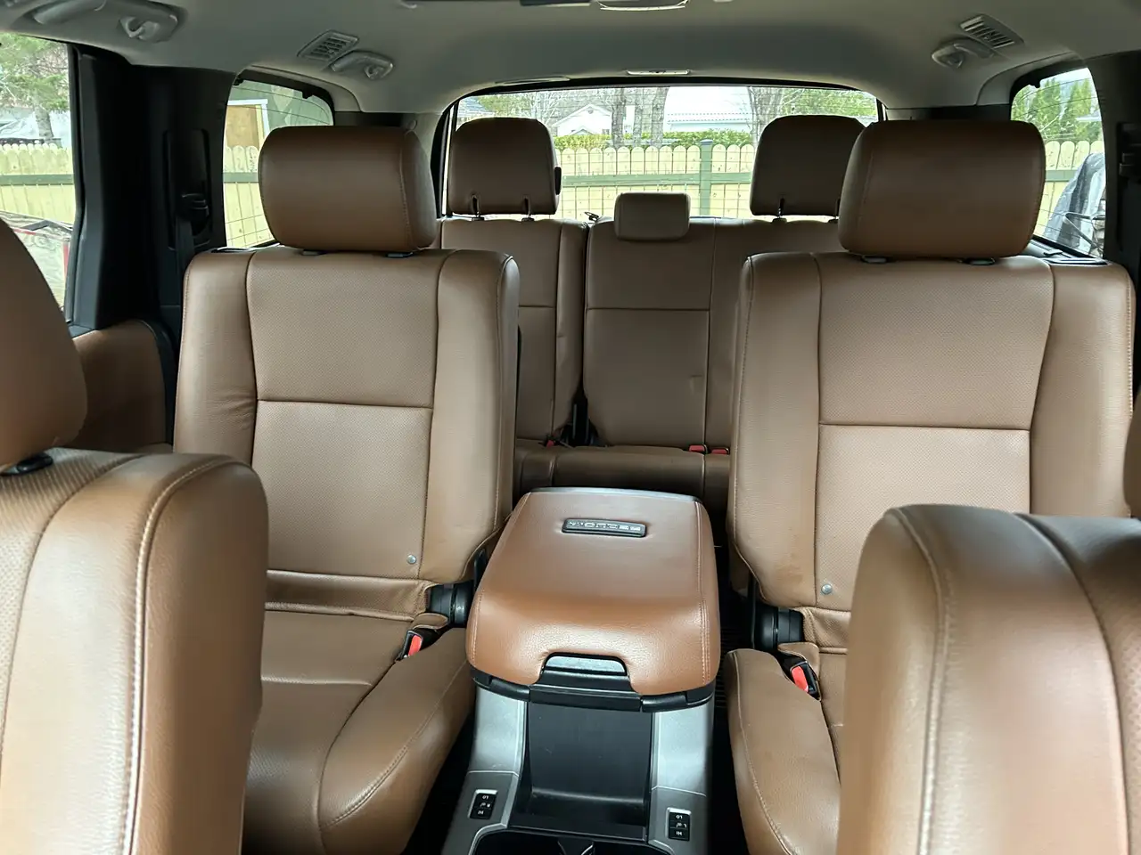 Toyota Sequoia fotografie Toyota Sequoia