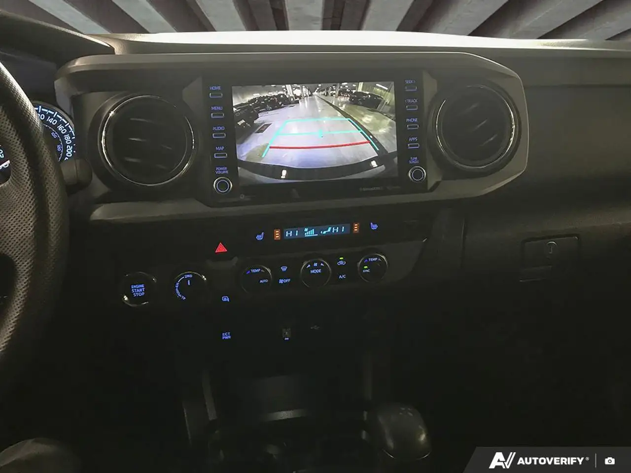 Toyota Tacoma снимка Toyota Tacoma