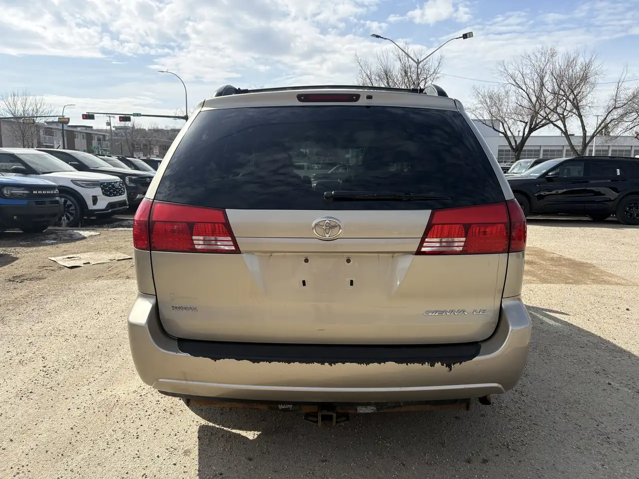 Toyota Sienna photo Toyota Sienna