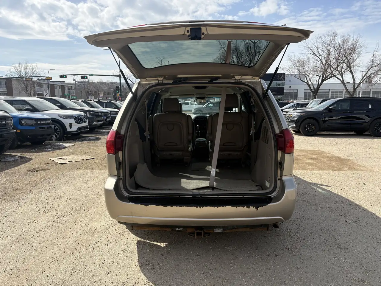 Toyota Sienna photo Toyota Sienna