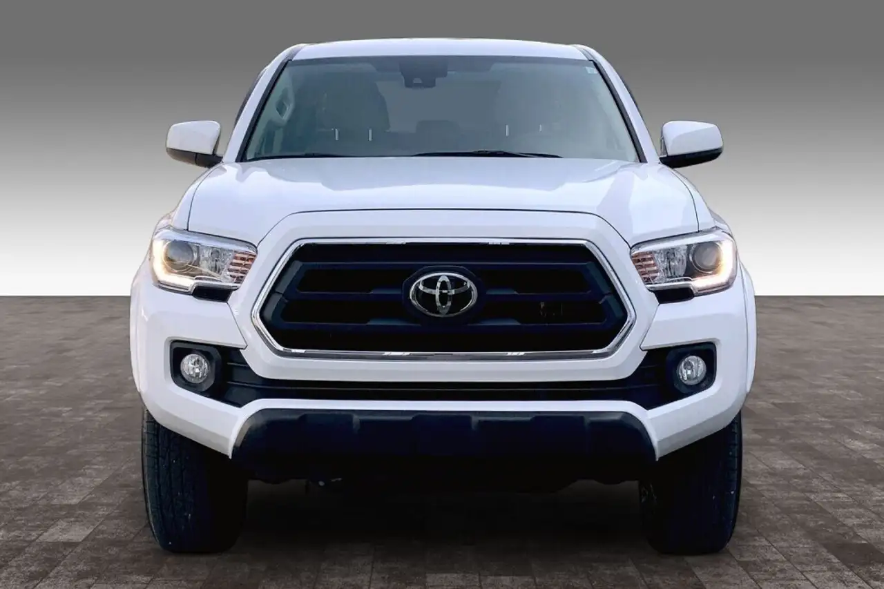 Toyota Tacoma снимка Toyota Tacoma