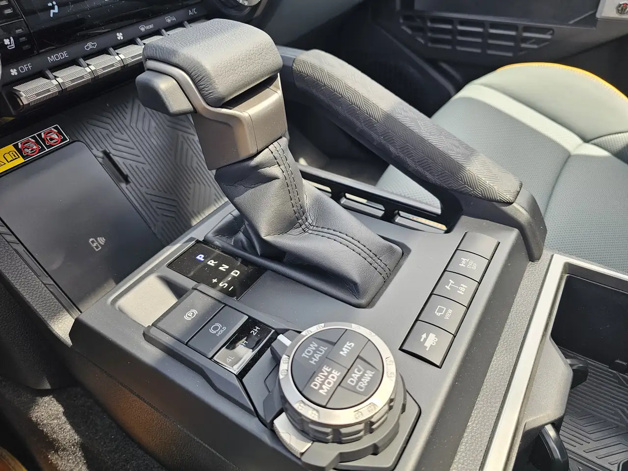 Toyota Tacoma снимка Toyota Tacoma