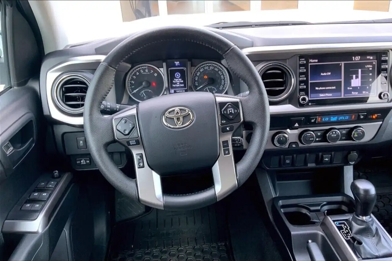 Toyota Tacoma снимка Toyota Tacoma