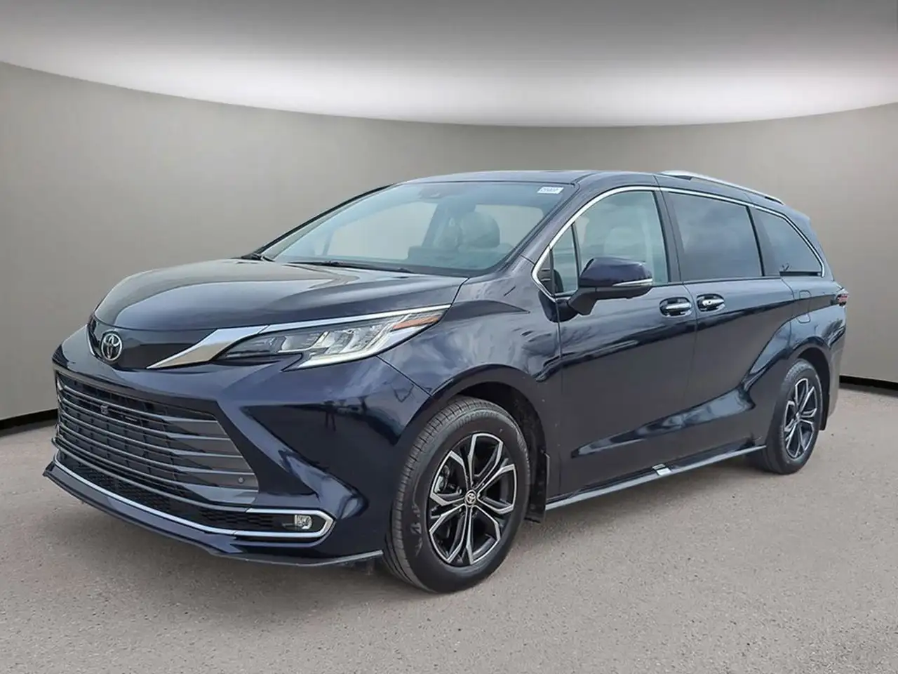 Toyota Sienna снимка Toyota Sienna