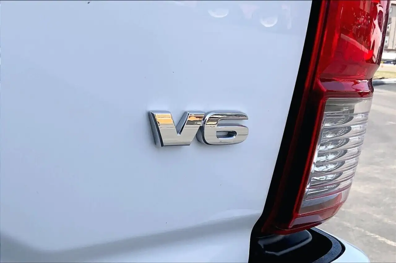 Toyota Tacoma снимка Toyota Tacoma