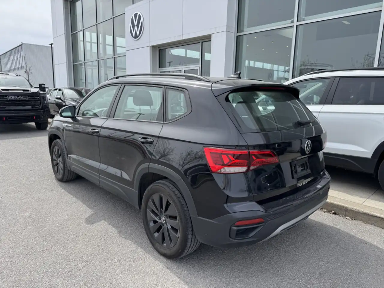 Volkswagen Taos снимка Volkswagen Taos
