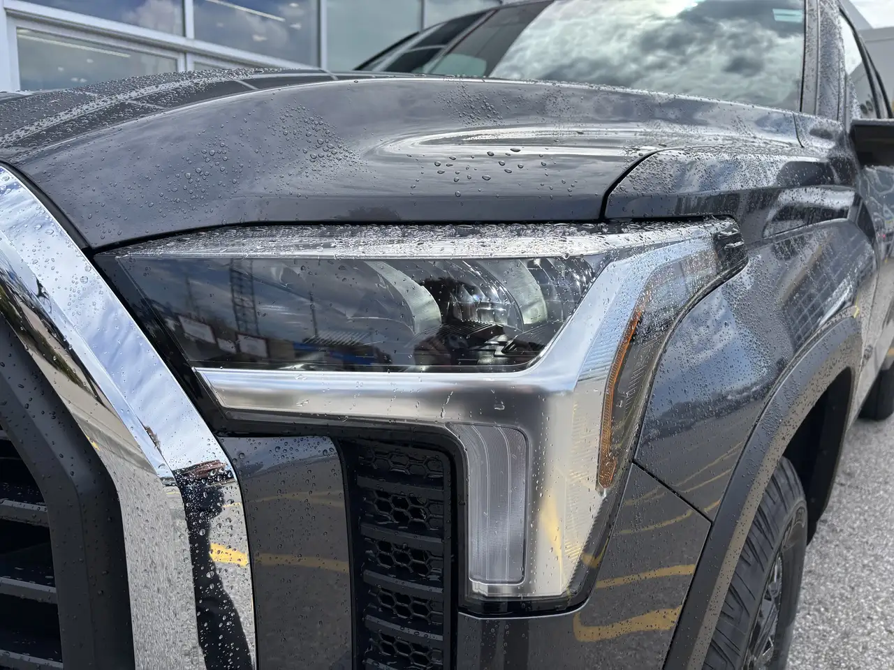 Toyota Tundra снимка Toyota Tundra